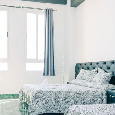 🏠 Apartamento De Renta Con Vista Al Mar, Vedado. 💡 Tiene respaldo energético. 📱 Reserve: +5355149761 - 6/10