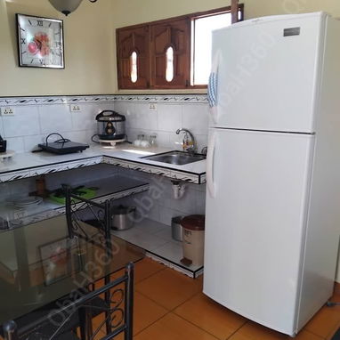 RENTA apartamento independiente de 1 habitacion con Qba Hostin 360 en la ciudad de HOLGUÍN. - Img 126283598