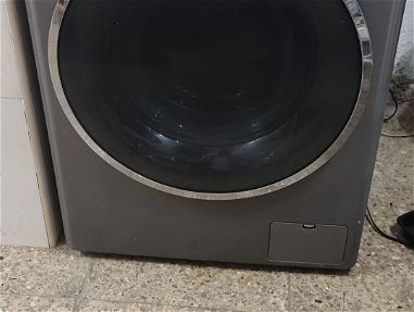 Se vende lavadora LG automática secado al vapor 12kg - Img main-image-45649987
