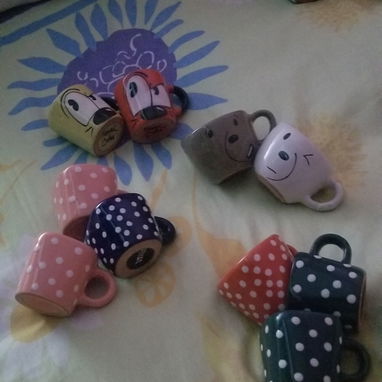 Tazas de café y de jarras de té y  leche. - 4/6