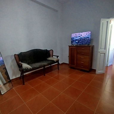 SUPER APARTAMENTO CON TODO. BALCON.2HABITACIONES.CENTRICO. 3ER PISO. CAPITALISTA.AZOTEA LIBRE - Img 119279287