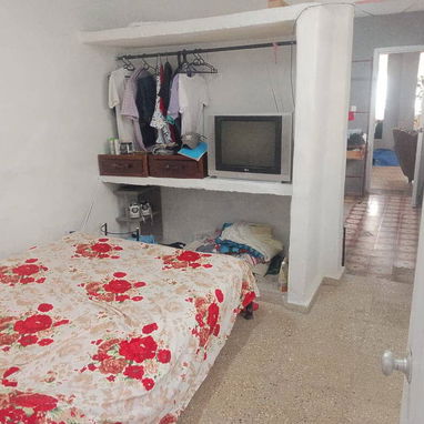 *$14.000usd. En venta casa biplanta puerta de calle (PLANTA BAJA) en Luyanó. Referencia: semáforo de Luyanó. - 6/10