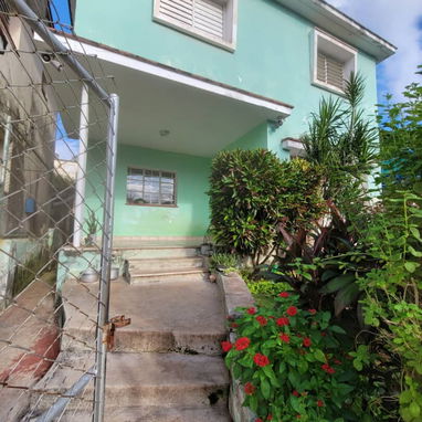 #18-  Casa Biplanta 10 de octubre   🏡 SE VENDE CASA BIPLANTA EN 10 DE OCTUBRE – 50,000 USD  📍 Ubicada en Juan Delgado - Img 119647452