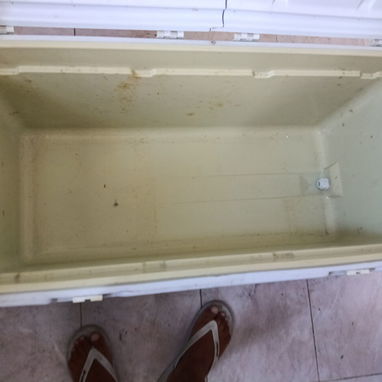 Nevera de playa o para negocio grande marca Rubermeid - Img 126094177