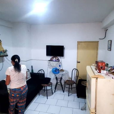 12500 usd vendo apartamento en el vedado es interior más q céntrico ubicado en 23 y G es en bajos de 1/4 con vestidor (q - Img 122797029