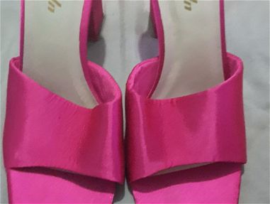 Se venden zapatos mujer vestidos carteras bermudas52661331 - Img 67984557