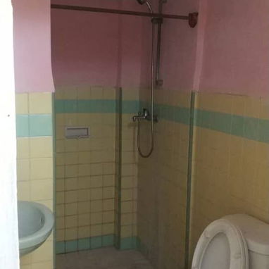 Apt puerta de calle para negocio y vivir - Img 125856328