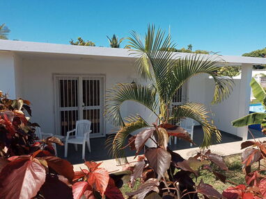 Rentamos casa con piscina de 2 habitaciones climatizadas en Guanabo. WhatsApp 58142662 - Img 62655636