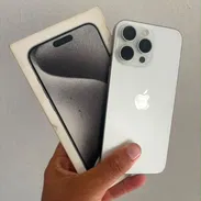 iphone 15 pro max con 100 de bateria con su caja Sim física venta o cambio x iPhone menor y vuelto - Img 56373237