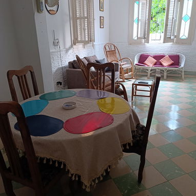 Renta apartamento independiente con entrada para carros de 2 cuartos con 2 baños privados - Img 121027571