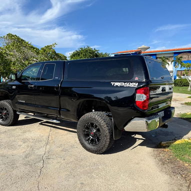 Toyota tundra 2021 - 2/7