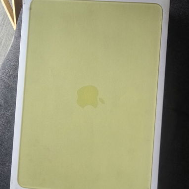Macbook neon Laptop de Apple  NUEVA sellada ud abre la caja ..... 55666823 - 2/2