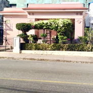 Se vende casa independiente en el vedado !! - Img 56367738