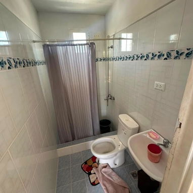 Casa en Jaimanita cerca de 5ta  avenida - 6/10