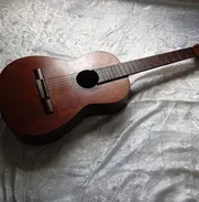 Vendo una guitarra, le falta una cuerda, me puedo ajustar - Img 49455307