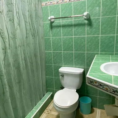 IG Casa de renta con piscina y respaldo energético en Guanabo (5 hab) (12 personas). House for rent. GUA-005 - 7/7