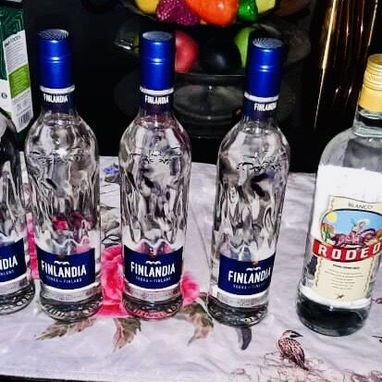 Variedad de botellas - 10/10