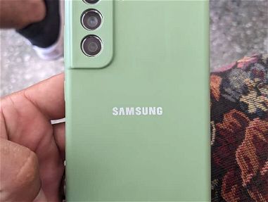 Vendo Samsung Galaxy s21 fe 5g - Img 67058679