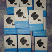 Audifonos inalambricos A6 - Img 55650426