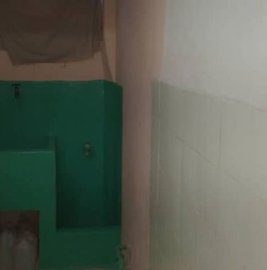 Renta de apartamento lineal de 2 cuartos vedado 25 entre 8 y 10 - Img 94354633