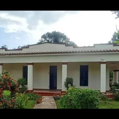 Casa tipo chalet con finca en Artemisa - Img 125439199