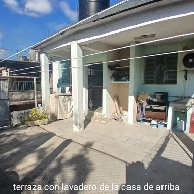 Se vende casa independiente de dos plantas en guanabacoa reparto mañana, ideal para familia grande - Img 123334984