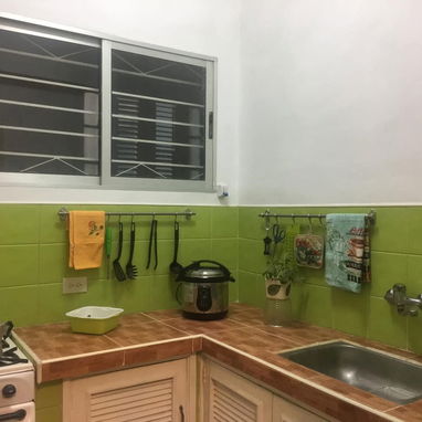 Renta lineal de apartamento en el Vedado cerca de hospitales - Img 115946455