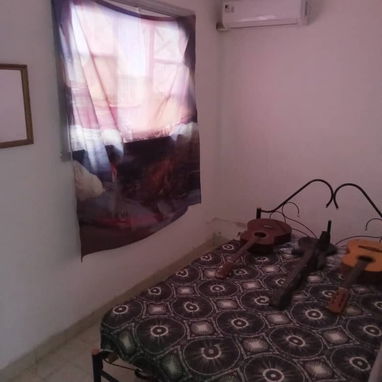 VENTA DE APARTAMENTO EN EL VEDADO. Precio :24 000usd. A 50m de la Universidad de la Habana - 2/7