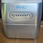 📦 Máquina de Hielo ✅ Marca Royal 📐425x335x385 (mm) ⚡ 15 Kg / 24 horas 📄 Garantía 3 meses  ❗Rebaja❗ 💵 200 USD - Img 56034002
