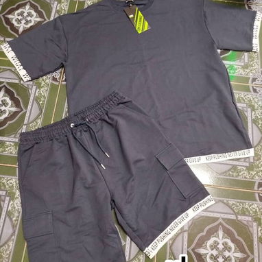Pullover de hombre 5 USD. - conjuntos overzise. 10 USD - Img 123523710