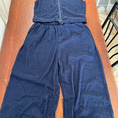 Conjunto de pantaloneta y blusa con zipper - 8/10