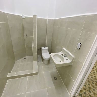 VENDO APARTAMENTO EN BAJOS · VEDADO - 4/9