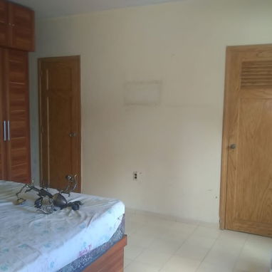 Vendo Apartamento de 1 Dormitorio con Vista al Mar en parte Más Alta de Malecón Habanero. No Inundación. Vedado. Plaza. - 8/10