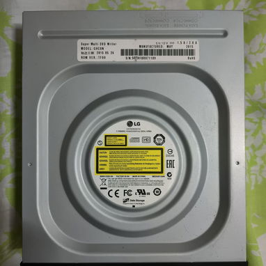 En venta - 10 USD - Quemador DVD SATA, tel 5266I337 - Img 109966111