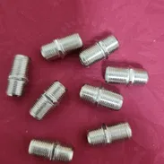 Empate de 3 salidas para cable coaxial y también empate en línea todo nuevo de paquete - Img 49106172