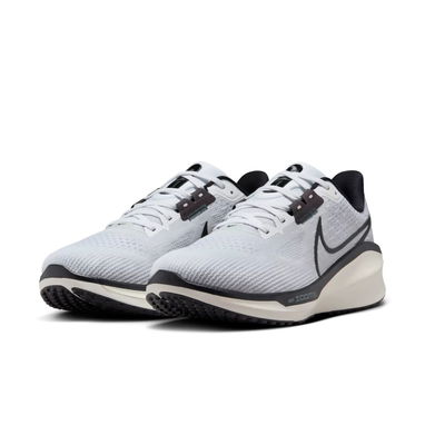 TIENDA DE SNEAKERS - Img 121770891