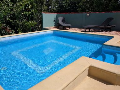 Encantadora! Casa de alquiler con piscina en Bacuranao PISCINA - Img 64228119