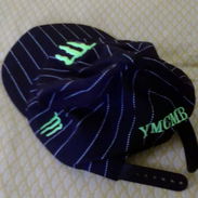 GORRA  MONSTER NUEVA. 700 CUP. - Img 55710367