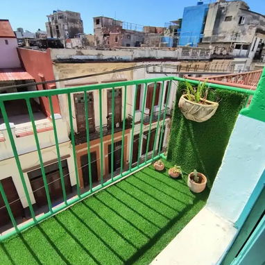 🎯 Apartamento en Centro Habana, cerca del malecón y del Ameijeiras - 7/10