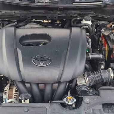 Vendo o negocioToyota Yaris, 2018 automático - Img 111695058