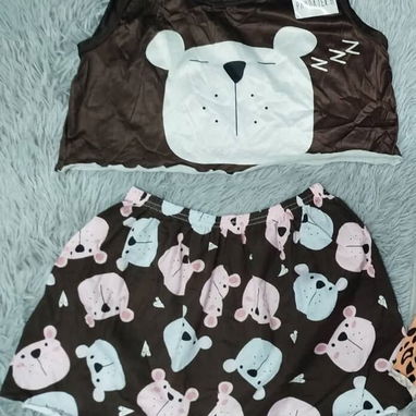 Ropa de dormir _ pijamas 2pz.   6 usd - Img 121110586