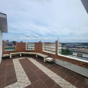 🏢*APARTAMENTO EN ALTOS LUYANÓ 10 DE OCTUBRE $25000 #250 🏛️ ```Es un edificio de solo 2 plantas que hace esquina - Img 57894046