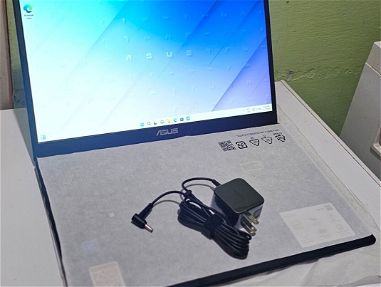 Laptop Asus nueva con 30 días de garantía - Img main-image
