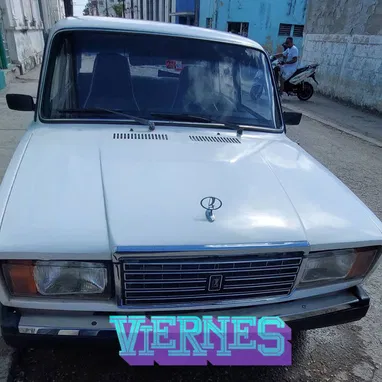 Lada 2107 - 2/3