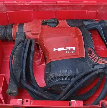 Chipijama Hilti TE 76P 220V y disco de corte 9" - Img 98041233