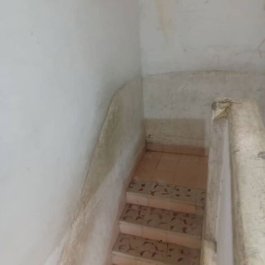 Apartamento en segundo piso ,con entrada independiente en Nueva Fortuna, Boyeros - 8/10