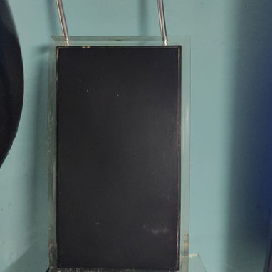 Tv Smart Challenger De 32 pulgadas Menos de un año de uso Con cajita descodificadora , antena 📡 interior y dos mando - Img 120011169