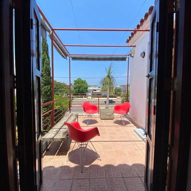 Venta de hermosa propiedad en Reparto La Sierra por 31 - 4/9