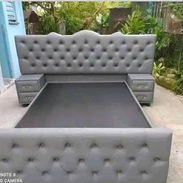 Cama Tapizada con Mesitas listas para Entregar - Img 53814795