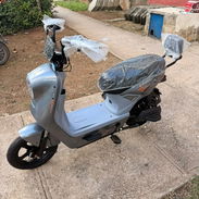 Bicimoto challenger proezza bateria de gel 48 volt x 20 amperes girs , malva y negra 930 usd - Img 58121374